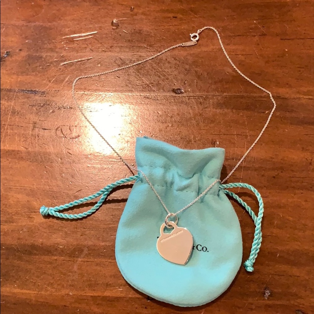Tiffany return to Tiffany necklace.